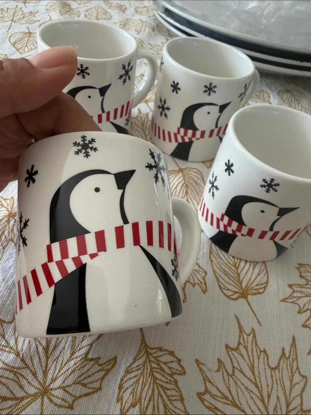 Crate & Barrel Penguin & Snowflakes “Jolly Duo” Child's Mug set of 4
